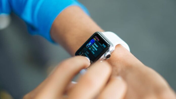 smartwatch-shipments-in-india-declined-in-q1-2024-as-tws-headsets-dominated-wearables-market:-report