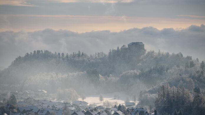 study-finds-industrial-aerosols-may-cause-local-snowfall-by-freezing-clouds